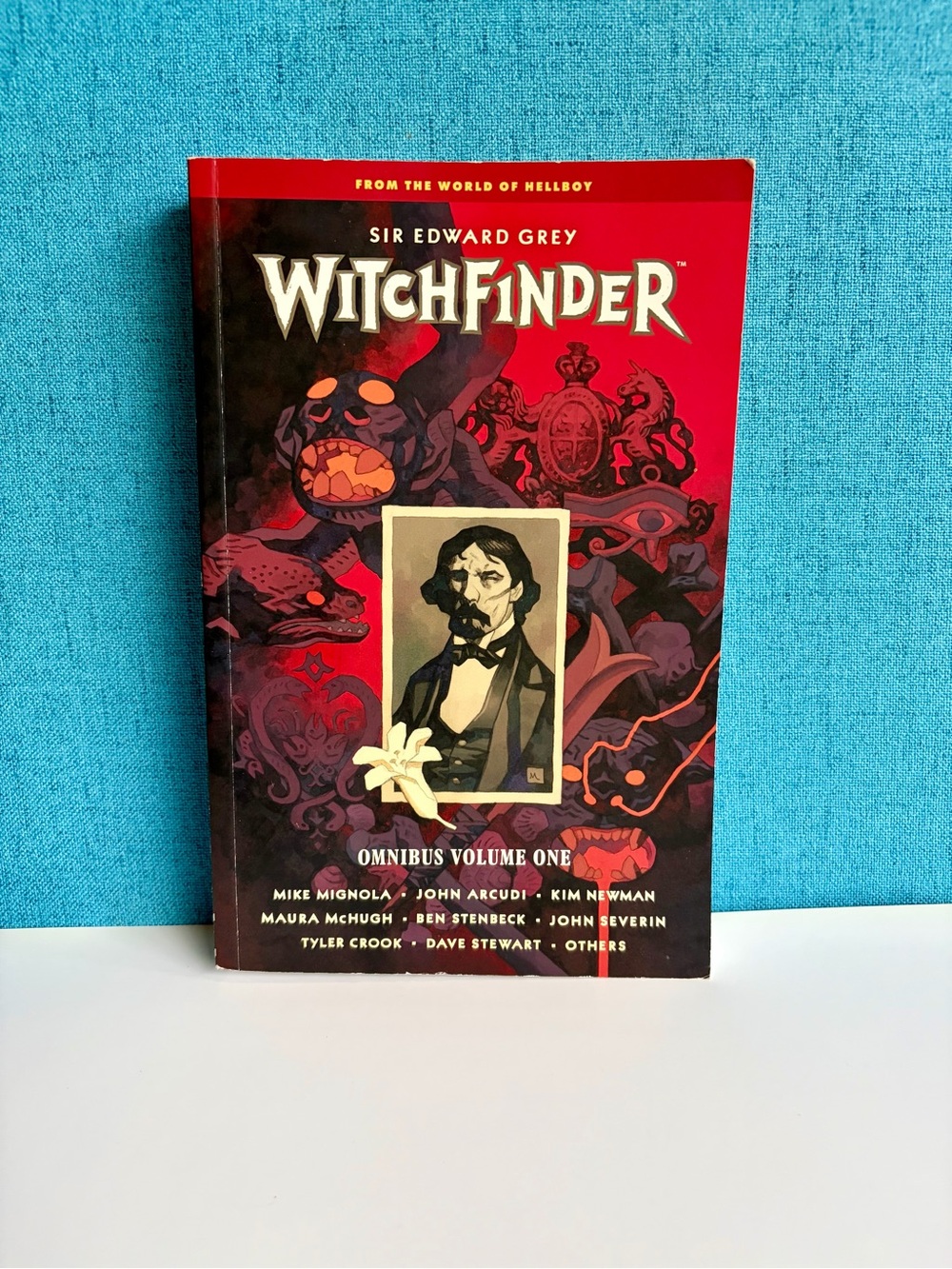 Witchfinder Omnibus Vol 1
Paperback. 440 pages